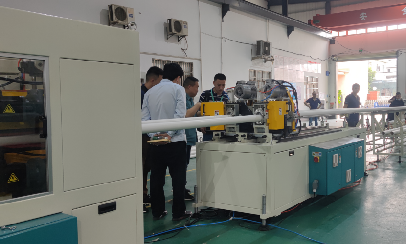 FLSP Series Counter-rotating Parallel Twin-screw Extruder —The Choice of High-efficiency PVC Pipe Extrusion Production Line