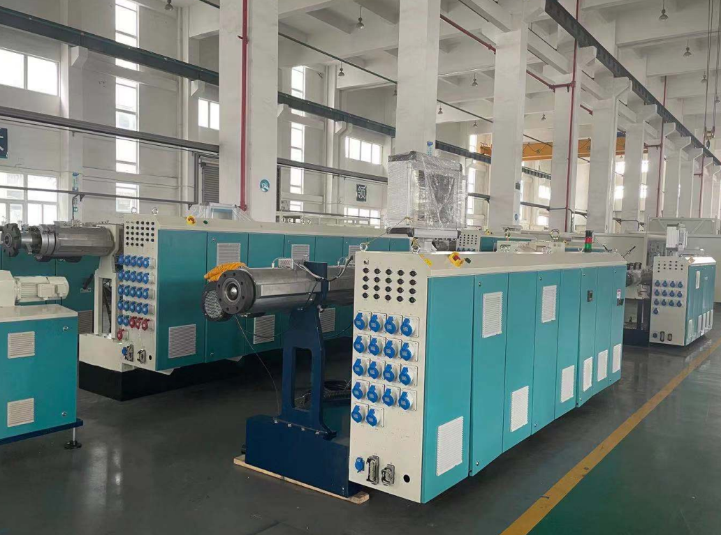 Can Increasing the Rotational Speed of the Main Machine of the Plastic Extruder Improve the Productivity of the Equipment?